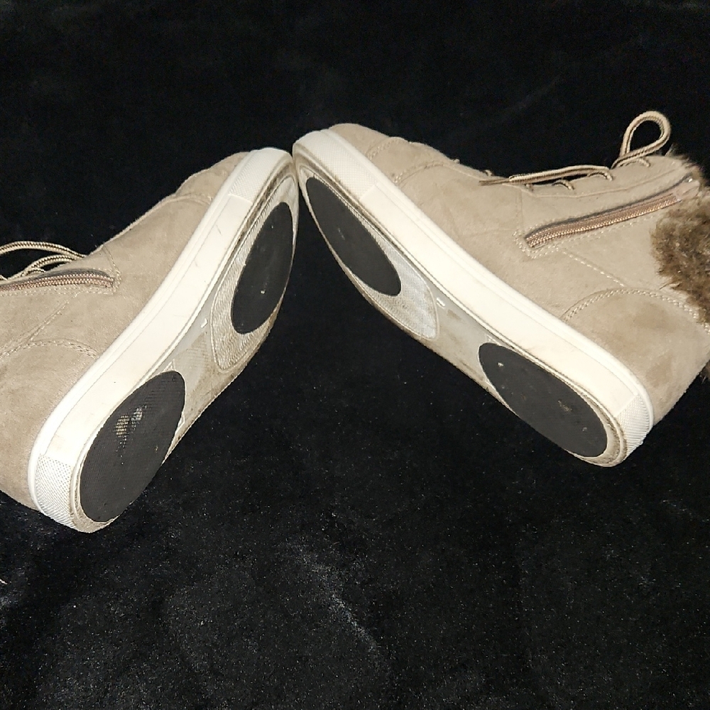pop Taupe Faux Fur Lace-Up Winter Boots - Picture 7 of 8